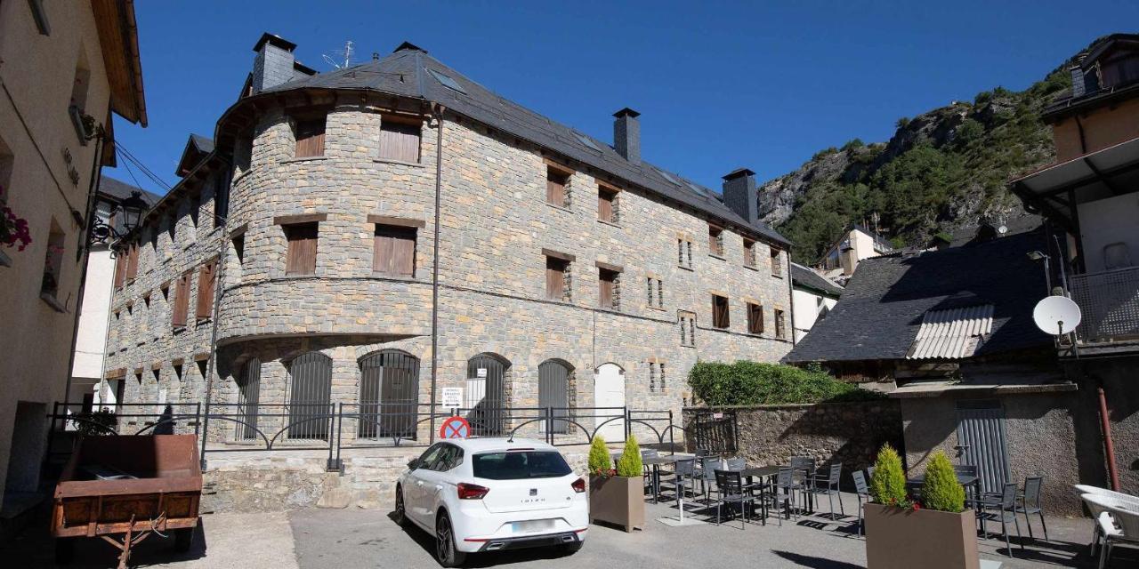 Casa De La Laguna By Bevalle * Panticosa